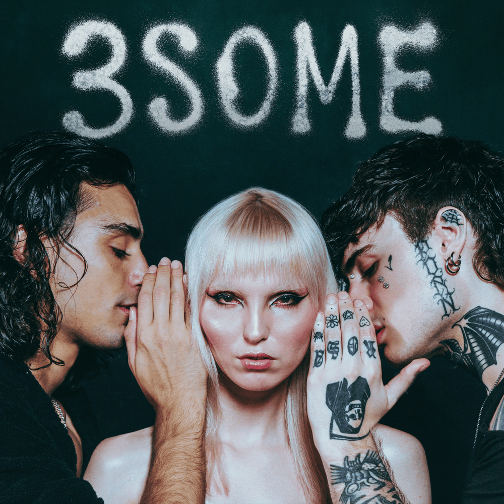 Cover della canzone '3SOME' di Rosa Chemical ft. VillaBanks