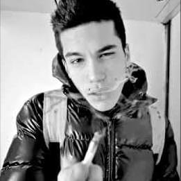 Cover della canzone 'Still Fly' di Sfera Ebbasta