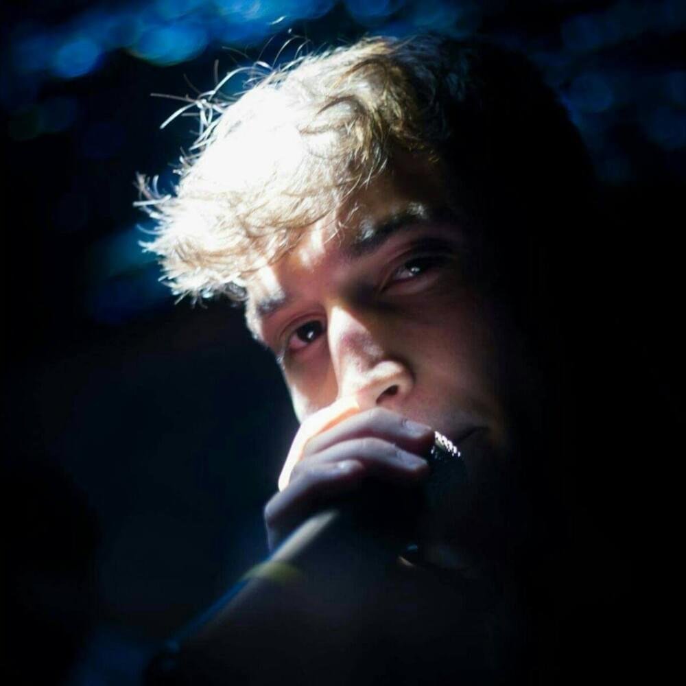 Foto di Shera, artista con ruolo nel rap italiano