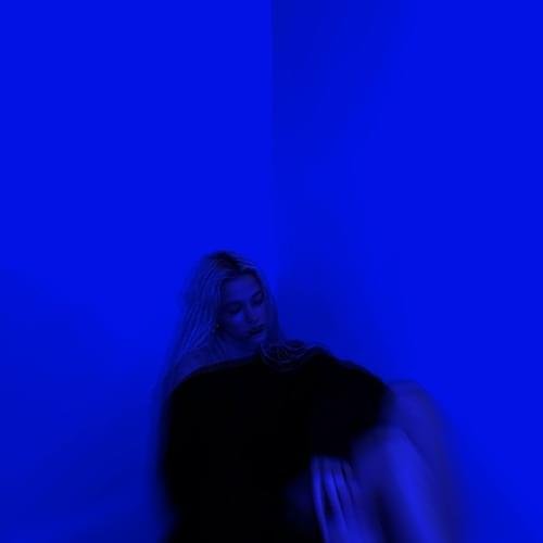 Cover della canzone 'Sit Right' di Sissy Ford