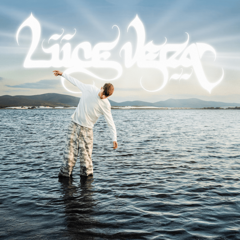 Cover dell'album 'LUCE VERA - EP' di Stewie (ITA)