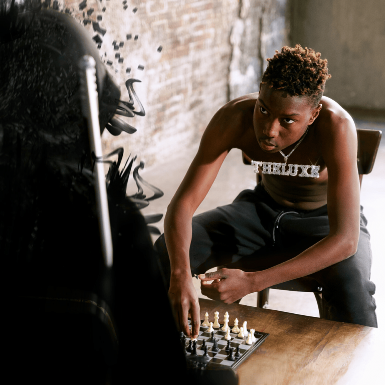 Cover della canzone 'MAZE RUNNER' di The Luxe