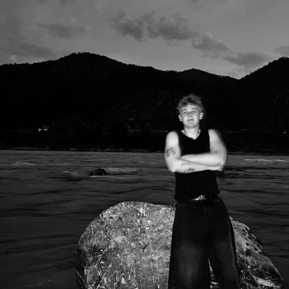 Foto di Znayshi, artista con ruolo nel rap italiano