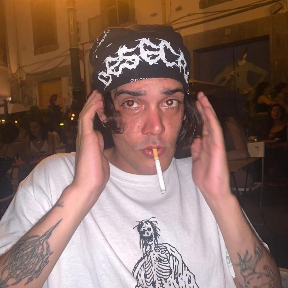 Foto di Aaron Rumore, artista con ruolo nel rap italiano