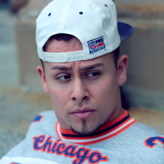 Foto di Adriel Cruz, artista con ruolo nel rap italiano