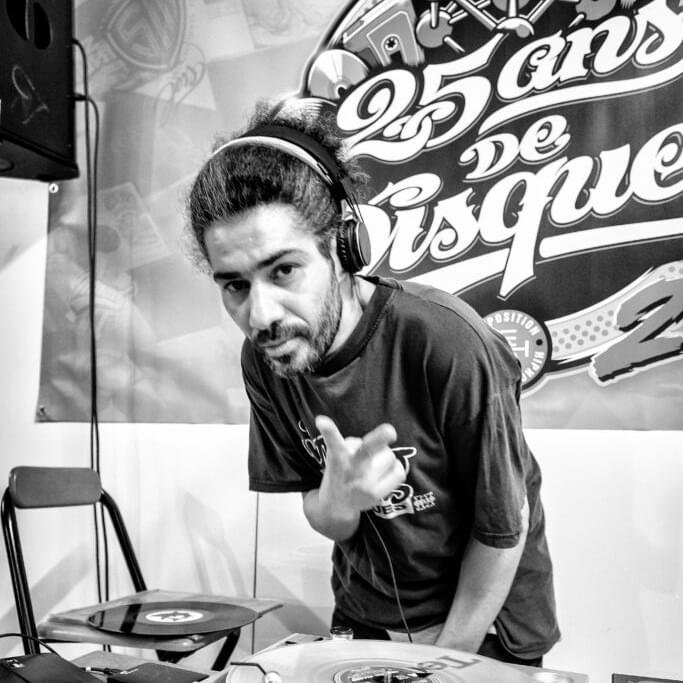 Foto di DJ Defi J, artista con ruolo nel rap italiano