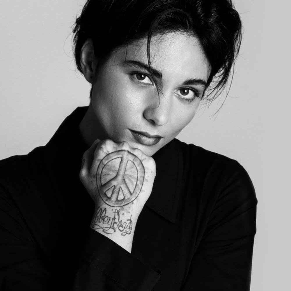 Foto di Giordana Angi, artista con ruolo nel rap italiano