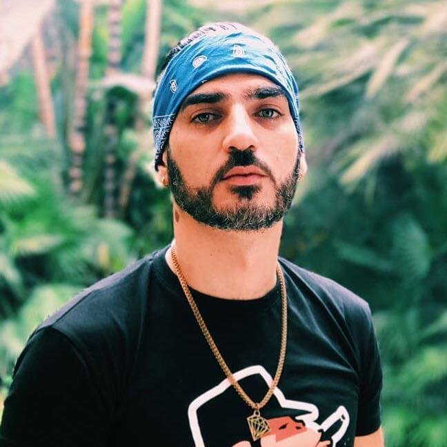 Foto di Hoofer, artista con ruolo nel rap italiano