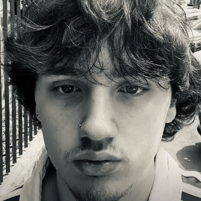 Foto di Jcharro, artista con ruolo nel rap italiano