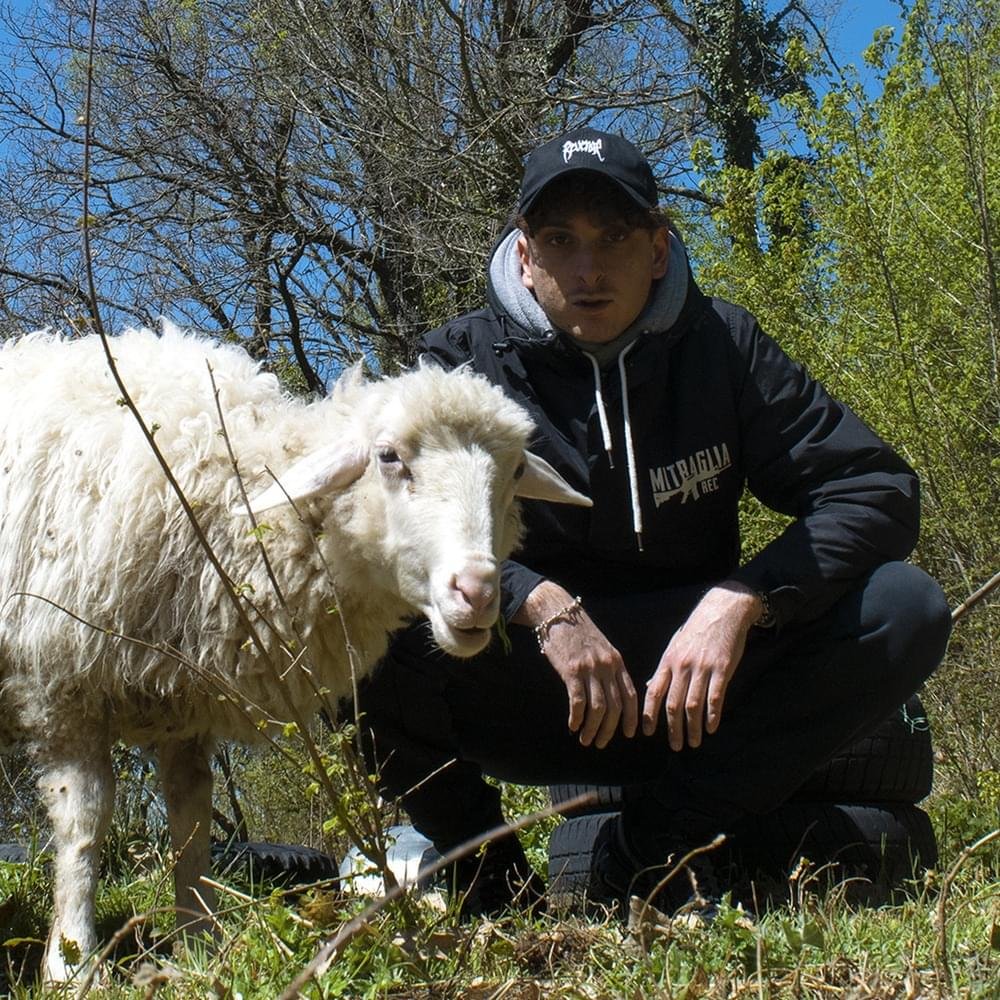 Foto di Joe Sfrè, artista con ruolo nel rap italiano