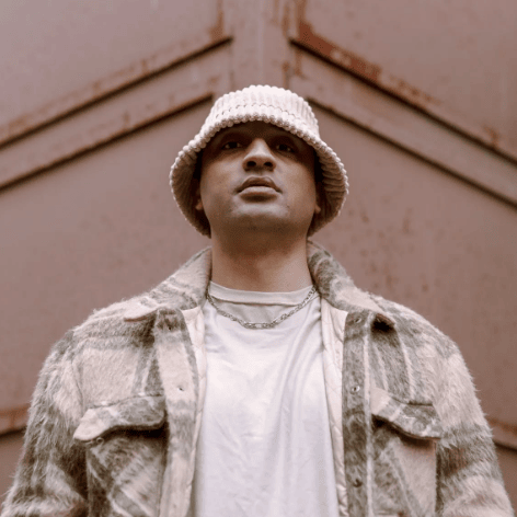 Foto di John Durrell, artista con ruolo nel rap italiano