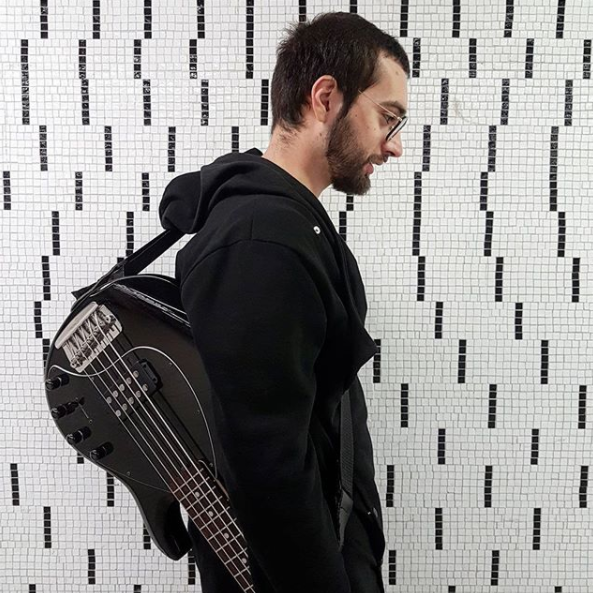 Foto di K.A.A.R.U., artista con ruolo nel rap italiano
