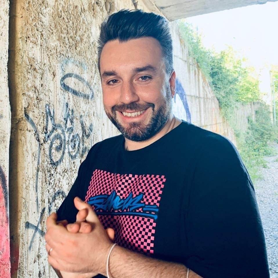 Foto di Leo Bizzarri, artista con ruolo nel rap italiano