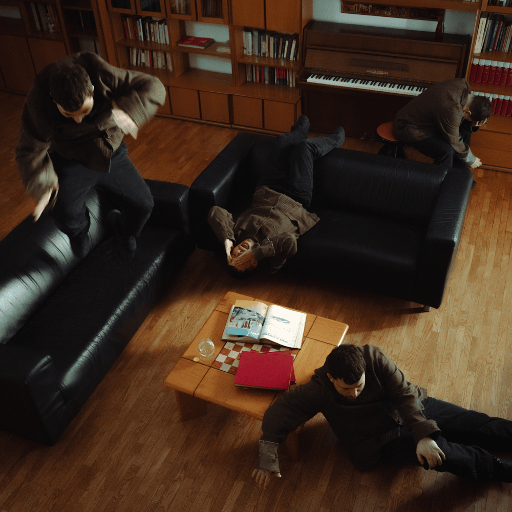 Cover della canzone 'sharp' di lowlow