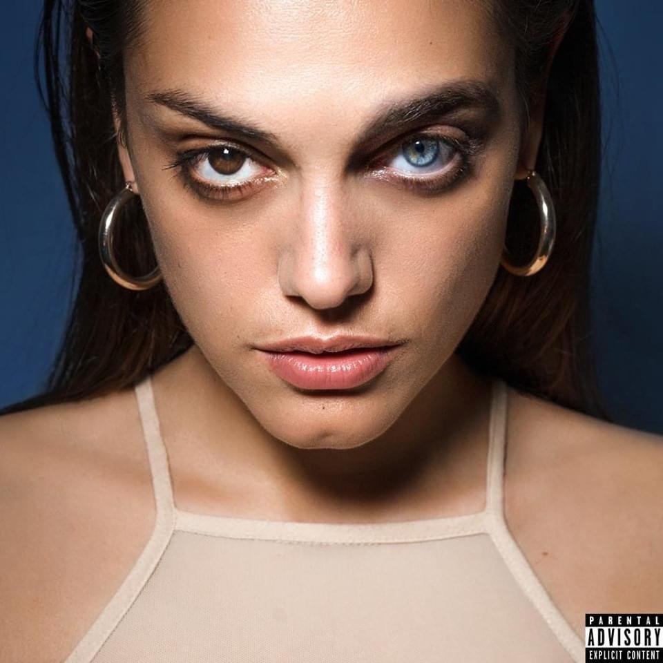 Cover della canzone 'ROMEO' di Margherita Vicario ft. Speranza