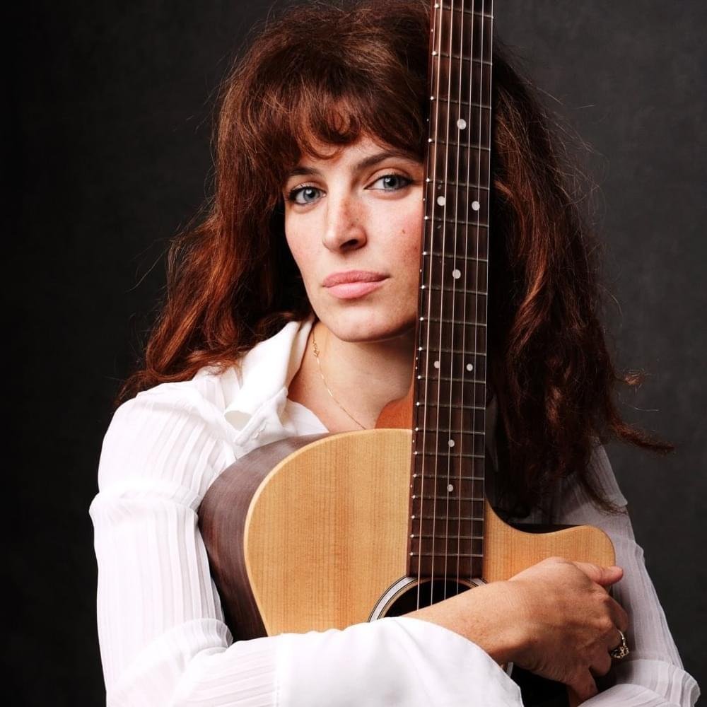 Foto di Marianne Mirage, artista con ruolo nel rap italiano