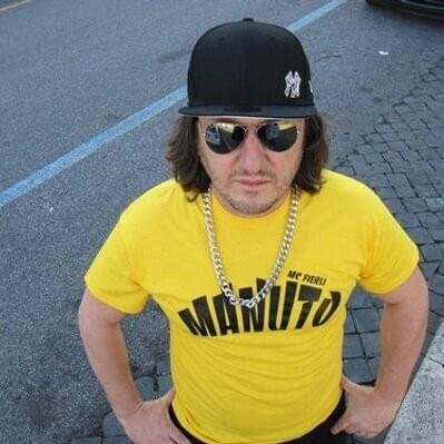 Foto di Mc Fierli, artista con ruolo nel rap italiano