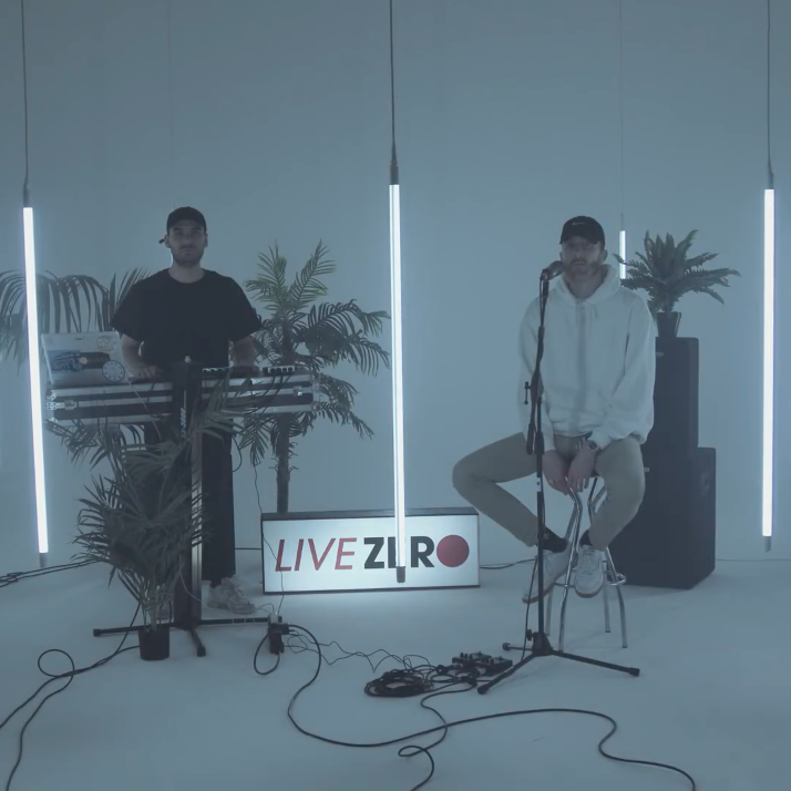 Cover della canzone 'Chilometri (2017 Remix)' di Mecna
