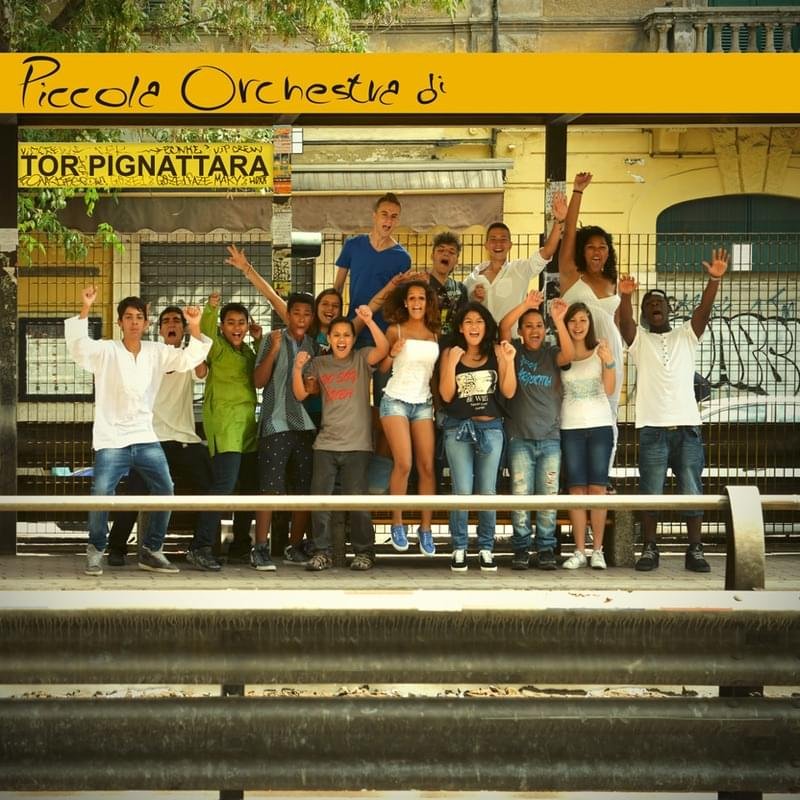 Cover della canzone 'Il Mondo In Tasca' di Piccola Orchestra di Tor Pignattara