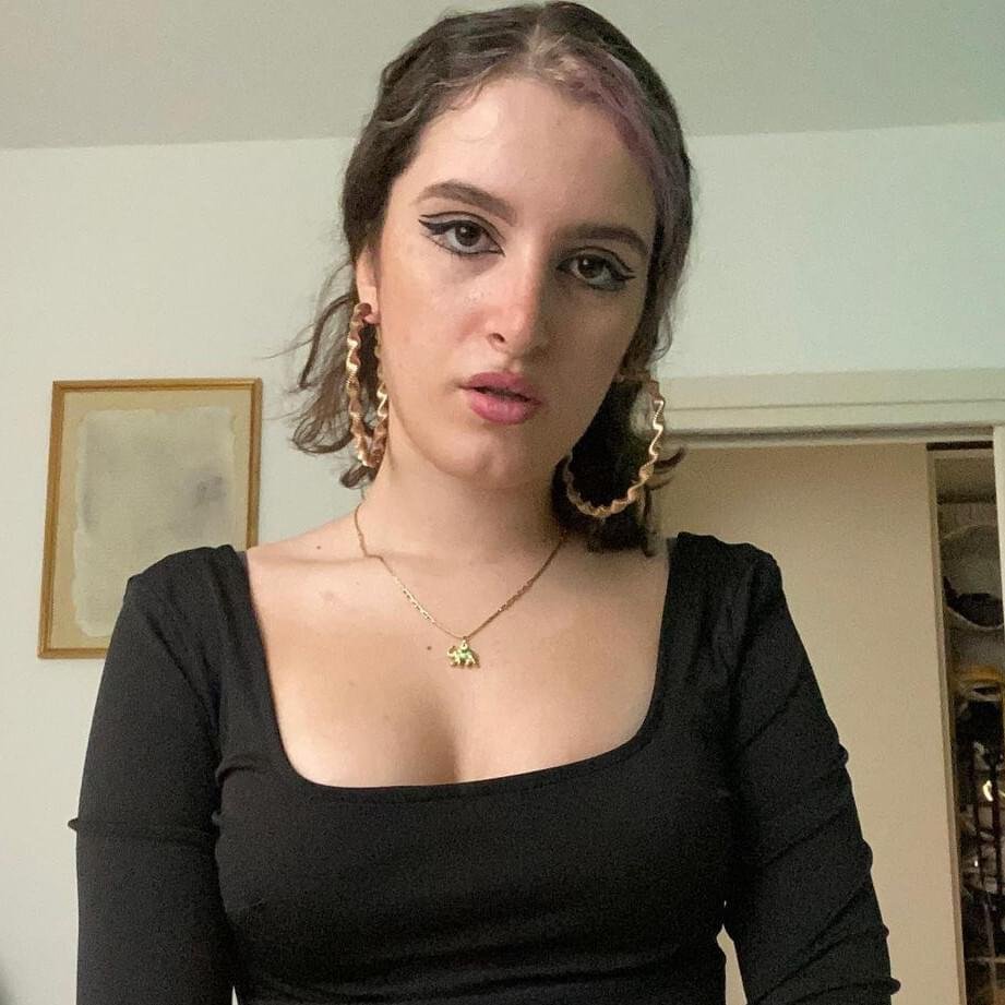 Foto di Rachele Mero, artista con ruolo nel rap italiano