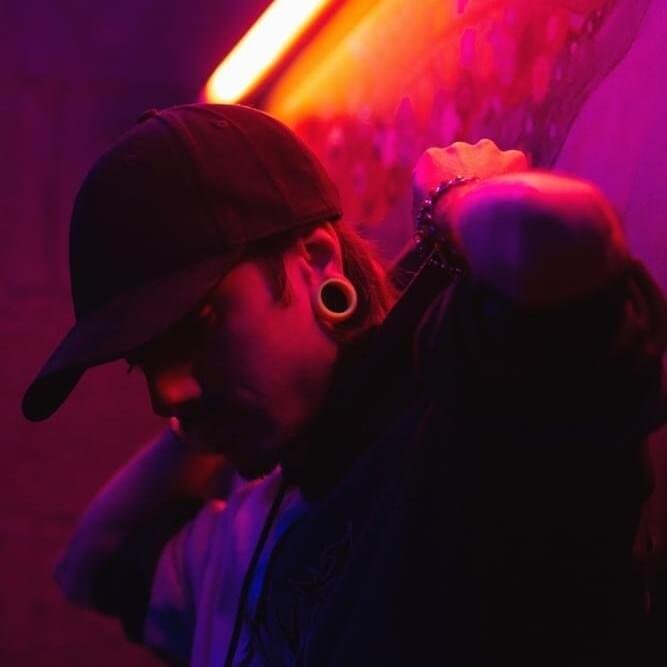 Foto di Rhen, artista con ruolo nel rap italiano