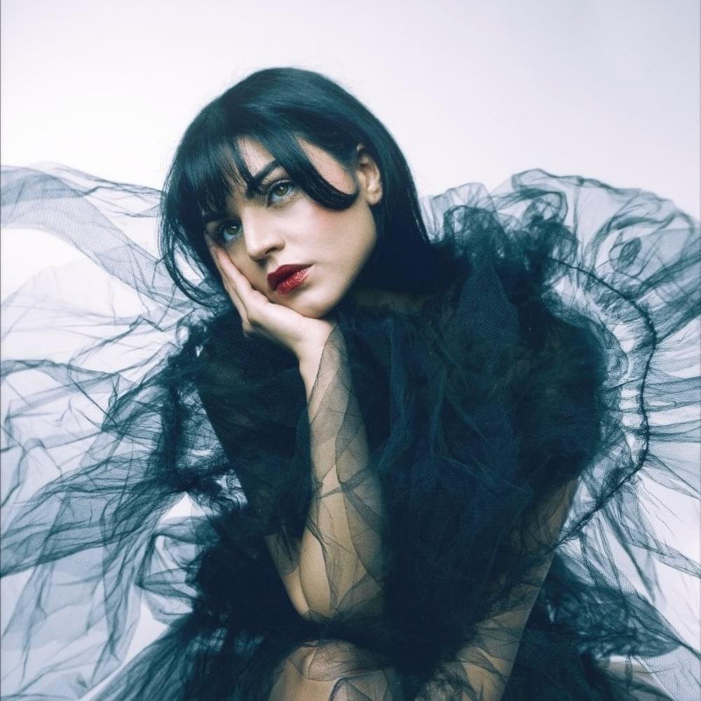 Foto di Sara Penelope Robin, artista con ruolo nel rap italiano