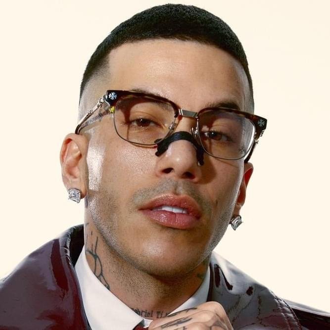 Foto di Sfera Ebbasta, artista con ruolo nel rap italiano