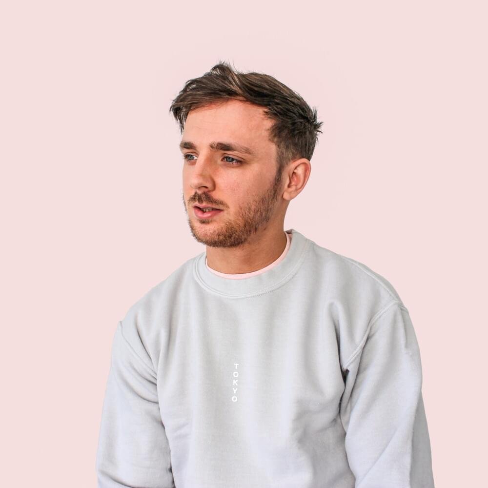 Foto di Tom Bailey (Singer, Producer), artista con ruolo nel rap italiano