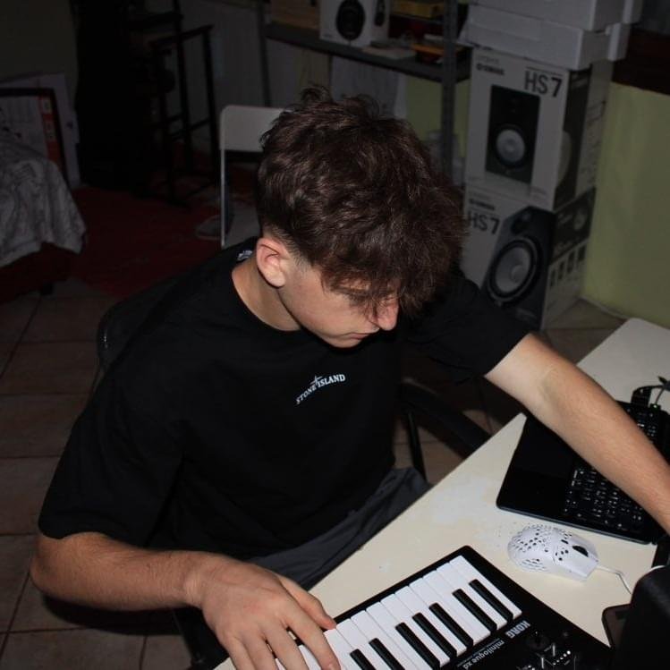 Foto di Zobo2x, artista con ruolo nel rap italiano