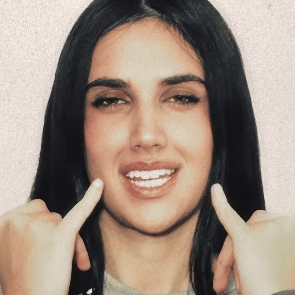 Cover della canzone 'EMOZIONI' di Carla Hero
