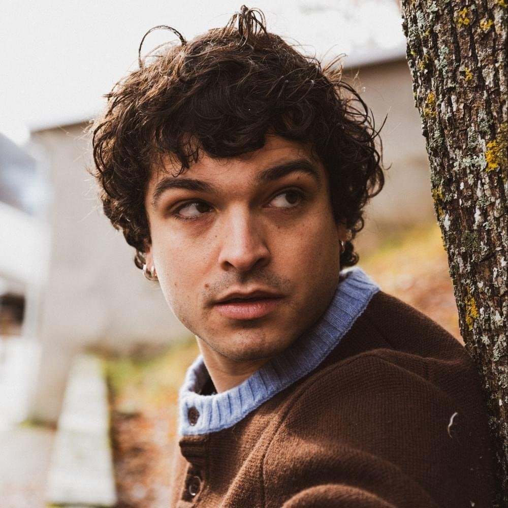 Foto di Leo Gassmann, artista con ruolo nel rap italiano