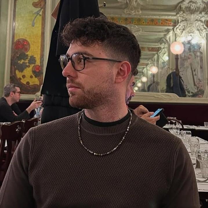 Foto di Luca Fibucchi, artista con ruolo nel rap italiano