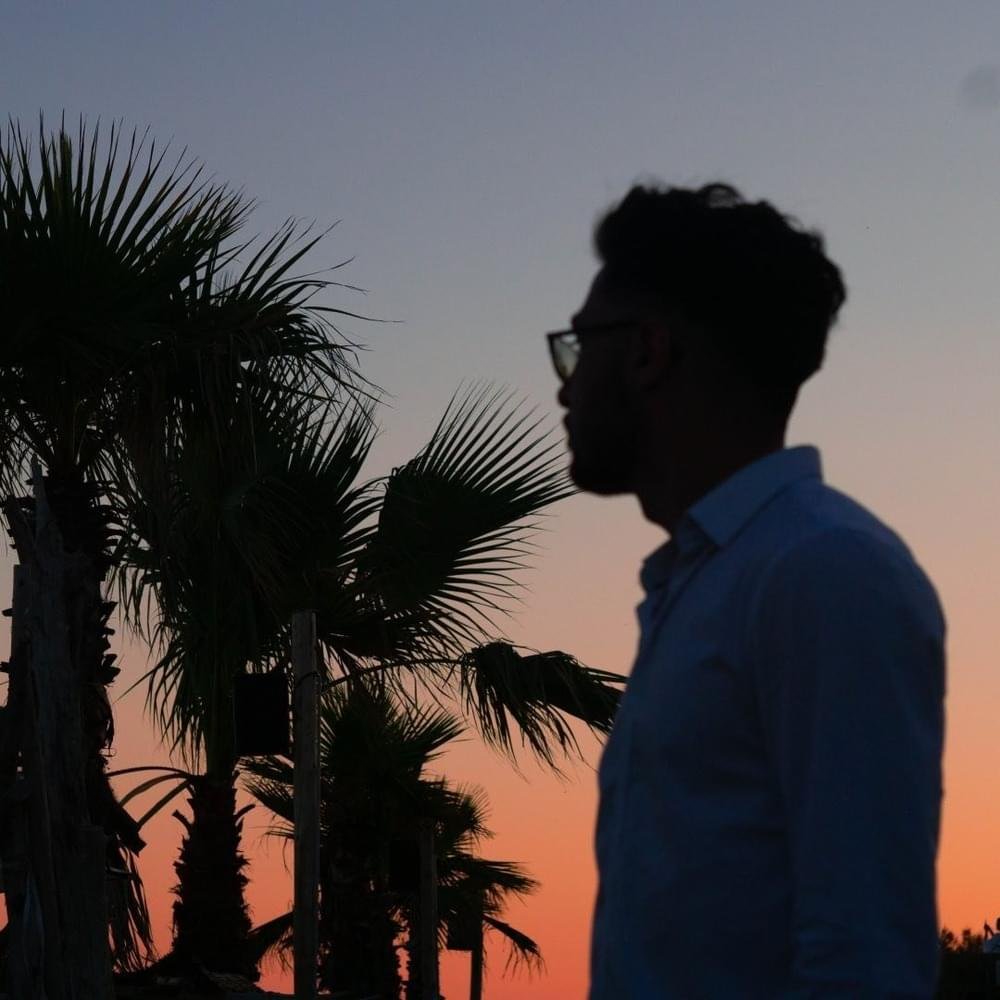 Foto di Maxime Fleury, artista con ruolo nel rap italiano