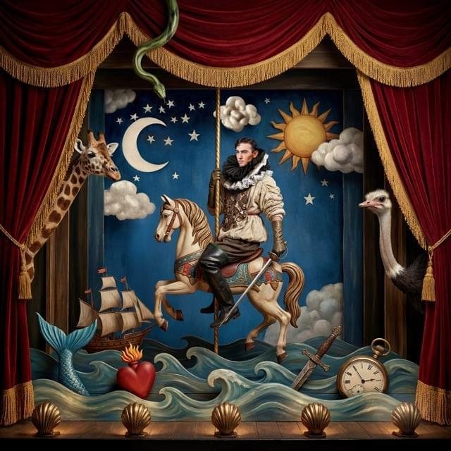 Cover dell'album 'Commedia musicale' di Michele Bravi